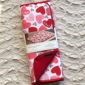 Cupcakes & Cashmere Red and White Heart Valentine Dish Drying Mats